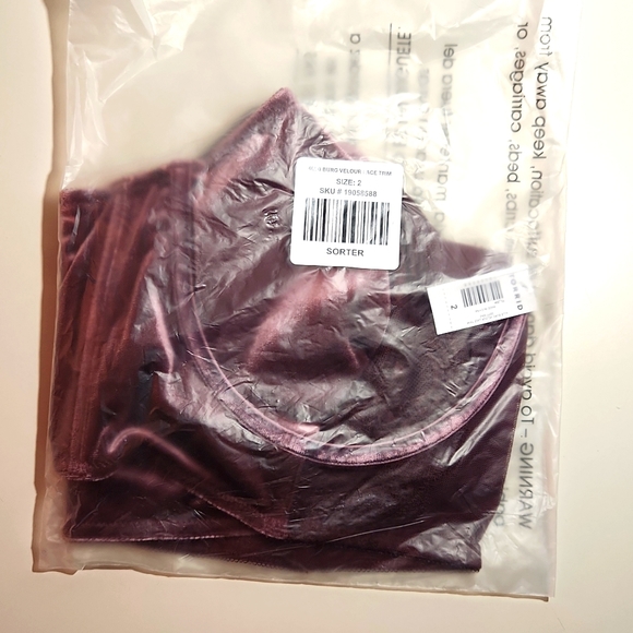 ❤NWT VINTAGE TORRID BRA - VELOUR & LACE UNDERWIRE BRALETTE - LONGLINE - STRAPPY - Picture 3 of 8